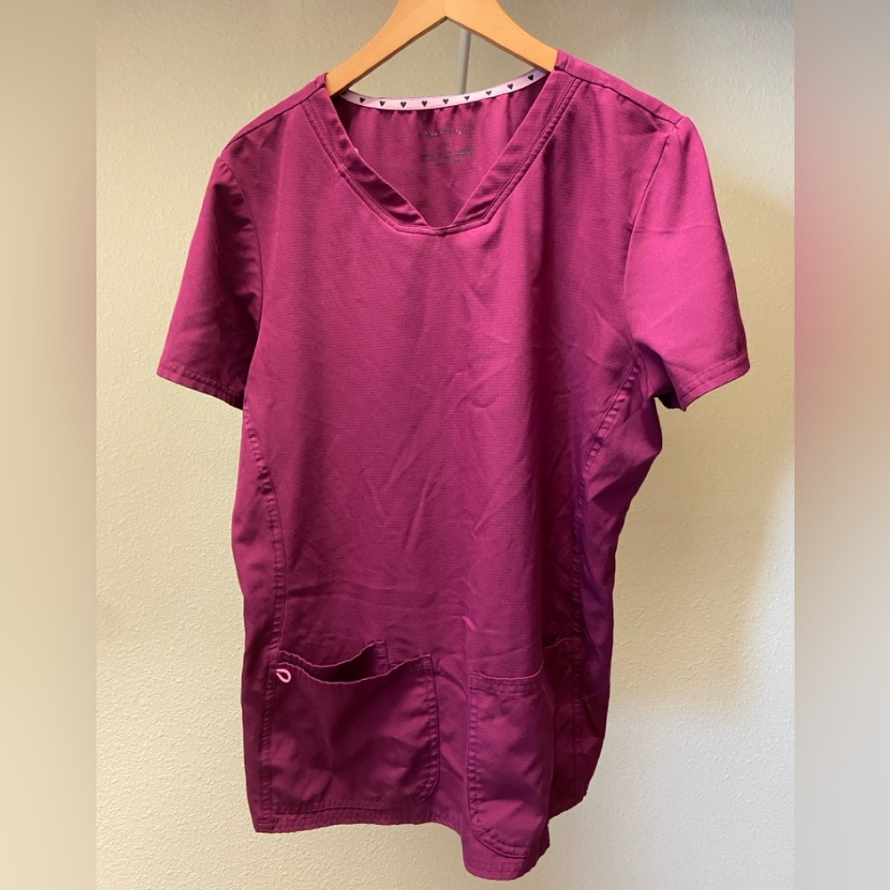 HeartSoul Large Raspberry Scrubs Top